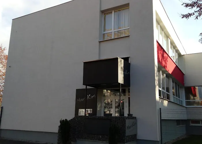 Mari Kiri Bratislava